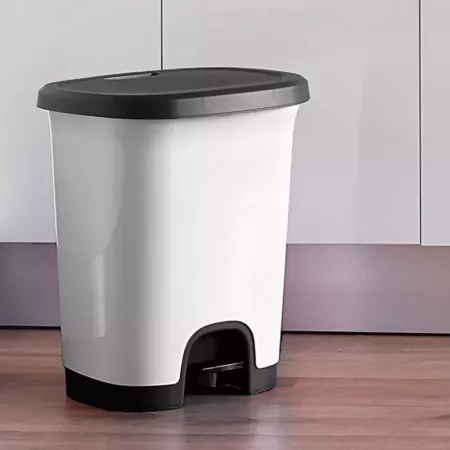 Tradineur - Cubo de basura con pedal - Fabricado en Plástico - Capacidad de 27 Litros - 45 x 38 x 32 cm - Color Azul y Negro Tradineur - Cubo de basura con pedal - Fabricado en Plástico - Capacidad de 27 Litros - 45 x 38 x 32 cm - Color Azul y Negro