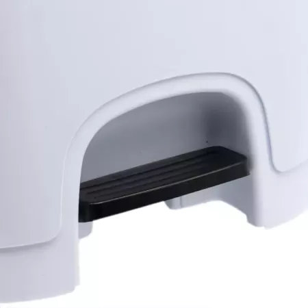 Cubo de basura plástico 8L blanco con pedal compacto