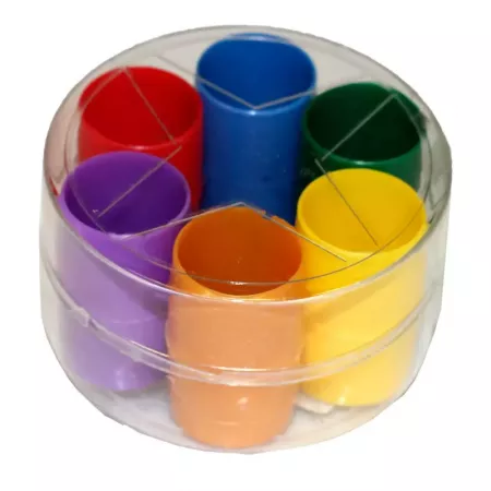 Pack 6 Cubiletes Coloridos con 24 Fichas y Dados + Estuche Pack 6 Cubiletes Coloridos con 24 Fichas y Dados + Estuche