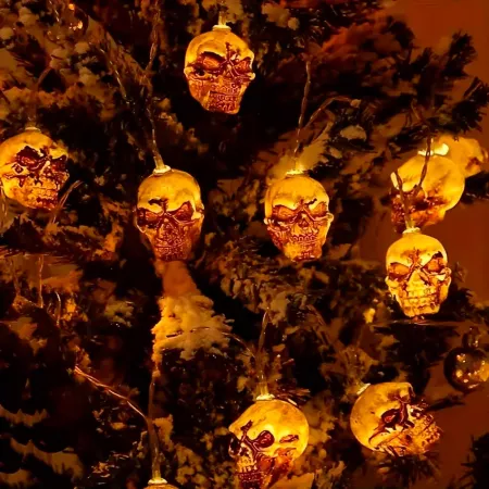 Guirnalda de calaveras con 10 luces LED y Mando Regulador - Halloween Guirnalda de calaveras con 10 luces LED y Mando Regulador - Halloween