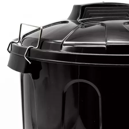 Cubo de basura 70L negro resistente con asas y cierres metálicos Cubo de basura 70L negro resistente con asas y cierres metálicos