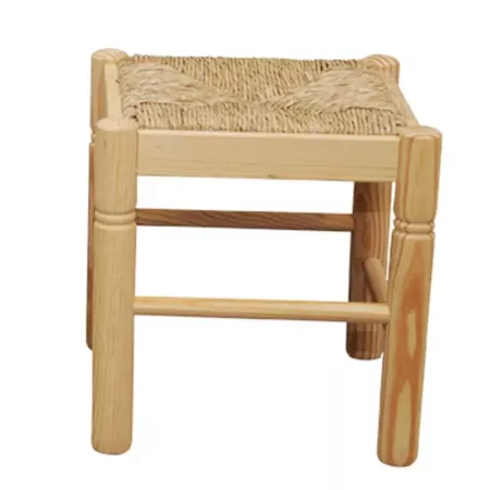 Taburete de pino natural con asiento de paja y reposapiés Taburete de pino natural con asiento de paja y reposapiés