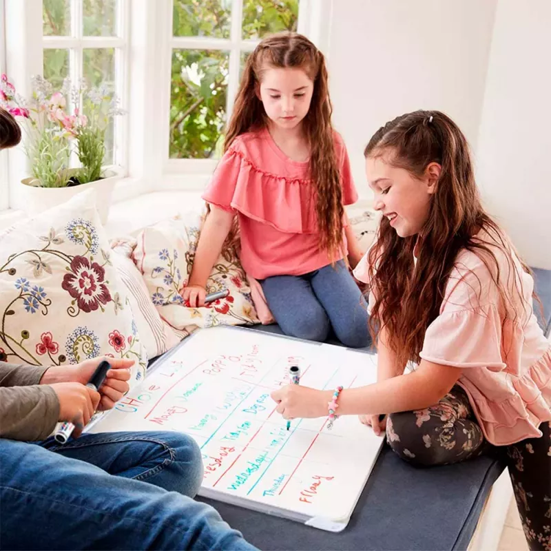 Pack 4 Rotuladores Magnéticos para Pizarra Blanca con Borrador